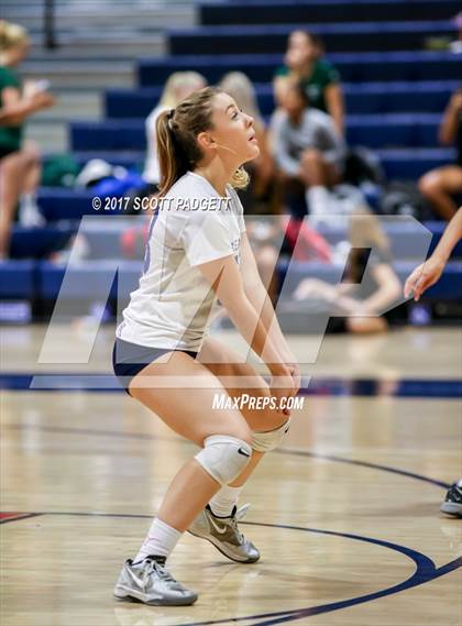 Thumbnail 2 in Great Oak vs Murrieta Mesa photogallery.