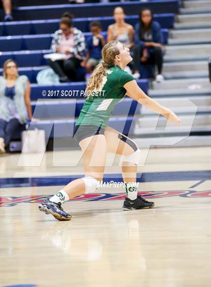 Thumbnail 2 in Great Oak vs Murrieta Mesa photogallery.