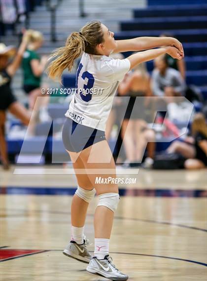 Thumbnail 2 in Great Oak vs Murrieta Mesa photogallery.