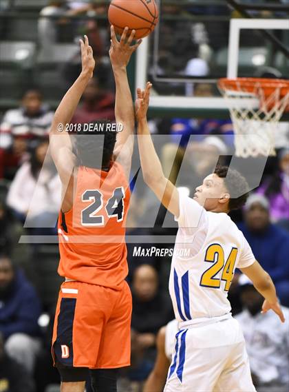 Thumbnail 2 in Whitney Young vs. Simeon (IHSA CPS Playoff) photogallery.