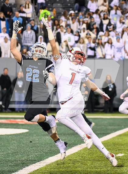 Thumbnail 2 in Westwood vs. Mahwah (NJSIAA North I Group 2 Final) photogallery.