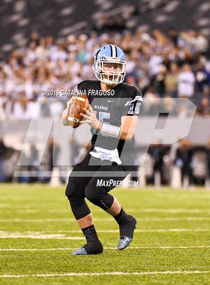 Thumbnail 3 in Westwood vs. Mahwah (NJSIAA North I Group 2 Final) photogallery.