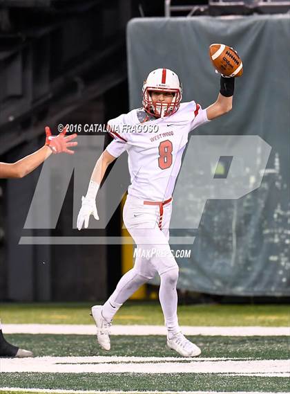 Thumbnail 3 in Westwood vs. Mahwah (NJSIAA North I Group 2 Final) photogallery.