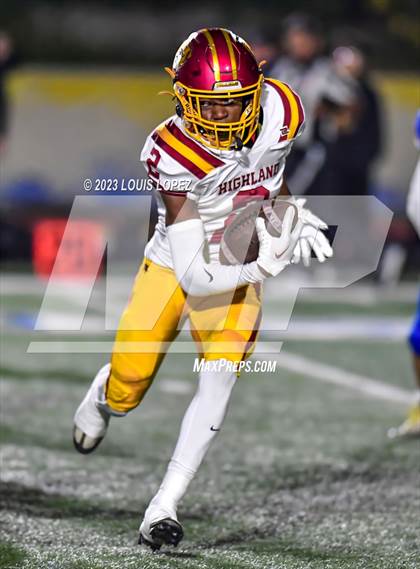 Thumbnail 2 in Highland @ Charter Oak (CIF SS Division 8 Semi Final) photogallery.