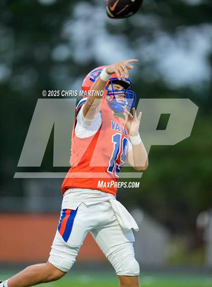 Thumbnail 3 in J.L. Mann @ Midland Valley photogallery.
