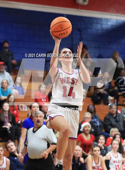 Thumbnail 3 in East Carteret @ West Carteret photogallery.