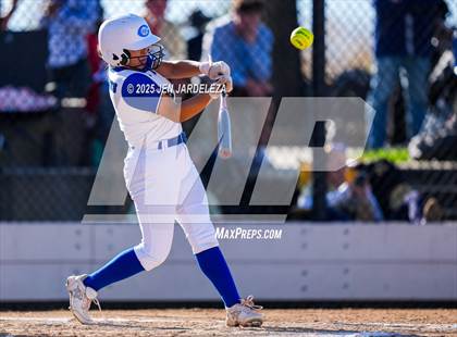 Thumbnail 3 in Pueblo Central vs. Palmer Ridge (CHSAA 4A Quarterfinal) photogallery.