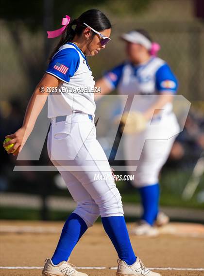 Thumbnail 1 in Pueblo Central vs. Palmer Ridge (CHSAA 4A Quarterfinal) photogallery.