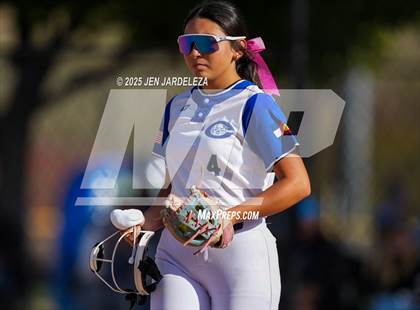 Thumbnail 2 in Pueblo Central vs. Palmer Ridge (CHSAA 4A Quarterfinal) photogallery.