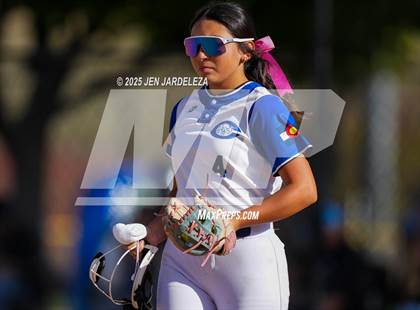 Thumbnail 3 in Pueblo Central vs. Palmer Ridge (CHSAA 4A Quarterfinal) photogallery.