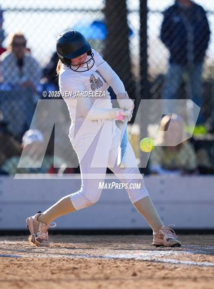 Thumbnail 3 in Pueblo Central vs. Palmer Ridge (CHSAA 4A Quarterfinal) photogallery.