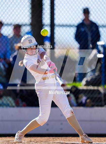Thumbnail 3 in Pueblo Central vs. Palmer Ridge (CHSAA 4A Quarterfinal) photogallery.