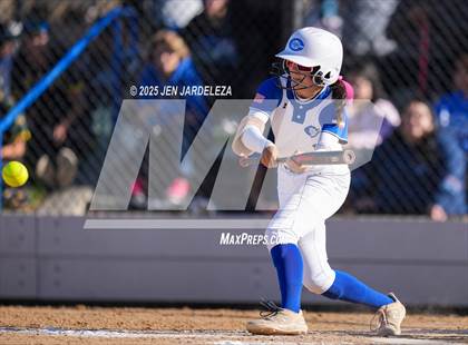 Thumbnail 3 in Pueblo Central vs. Palmer Ridge (CHSAA 4A Quarterfinal) photogallery.