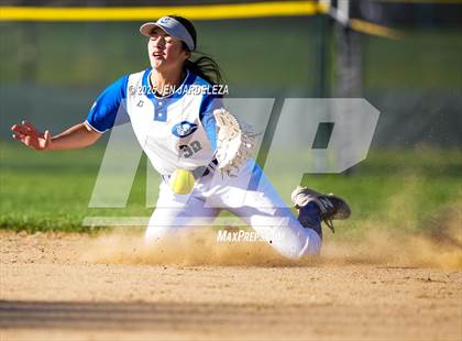 Thumbnail 2 in Pueblo Central vs. Palmer Ridge (CHSAA 4A Quarterfinal) photogallery.