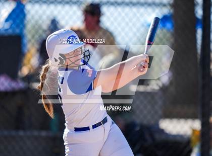 Thumbnail 1 in Pueblo Central vs. Palmer Ridge (CHSAA 4A Quarterfinal) photogallery.