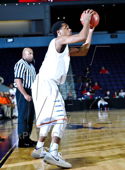 Thumbnail 2 in Bishop Gorman @ Oak Hill Academy (Hoophall West Tournament) photogallery.