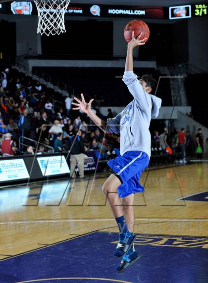 Thumbnail 2 in Bishop Gorman @ Oak Hill Academy (Hoophall West Tournament) photogallery.