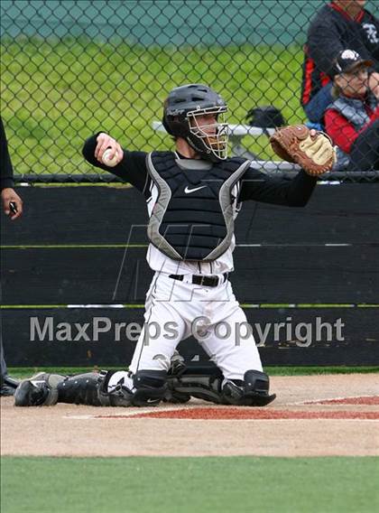 Thumbnail 2 in Marin Catholic vs. McKinleyville (CIF NCS D4 Final) photogallery.