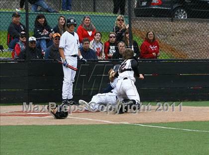 Thumbnail 3 in Marin Catholic vs. McKinleyville (CIF NCS D4 Final) photogallery.