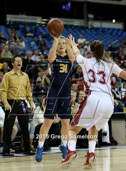Thumbnail 1 in McClatchy vs. Oak Ridge (CIF NorCal Regional D1 Final) photogallery.
