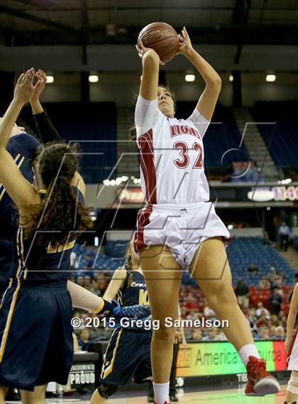Thumbnail 3 in McClatchy vs. Oak Ridge (CIF NorCal Regional D1 Final) photogallery.