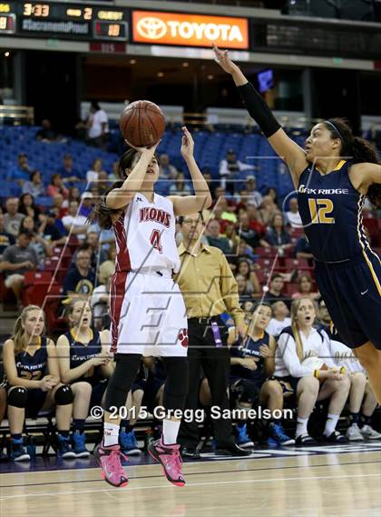 Thumbnail 1 in McClatchy vs. Oak Ridge (CIF NorCal Regional D1 Final) photogallery.