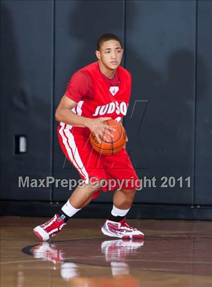 Thumbnail 3 in Judson vs. DeSoto (McDonald's Texas Invitational) photogallery.