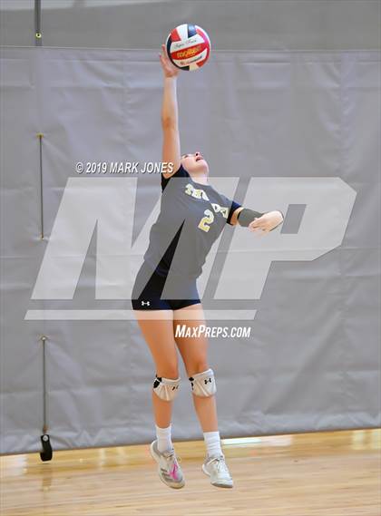Thumbnail 3 in Desert Vista vs. Cathedral Catholic (Nike Tournament of Champions) photogallery.