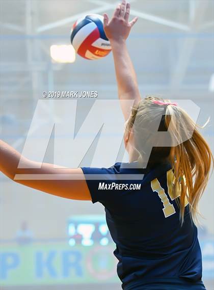 Thumbnail 2 in Desert Vista vs. Cathedral Catholic (Nike Tournament of Champions) photogallery.