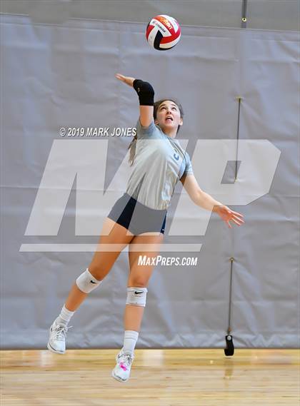 Thumbnail 2 in Desert Vista vs. Cathedral Catholic (Nike Tournament of Champions) photogallery.