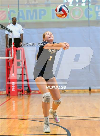 Thumbnail 1 in Desert Vista vs. Cathedral Catholic (Nike Tournament of Champions) photogallery.