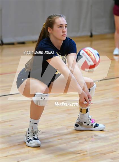 Thumbnail 3 in Desert Vista vs. Cathedral Catholic (Nike Tournament of Champions) photogallery.