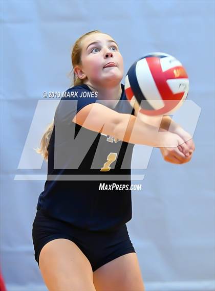 Thumbnail 3 in Desert Vista vs. Cathedral Catholic (Nike Tournament of Champions) photogallery.