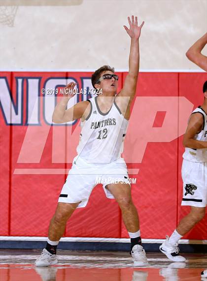 Thumbnail 1 in Peninsula vs. Saugus (Ryse Williams/Pac Shores Tournament) photogallery.