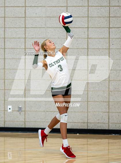 Thumbnail 1 in Olympus vs. Jordan (Riverton Fall Classic) photogallery.