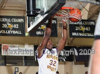 Thumbnail 2 in Montverde Academy vs. Paterson Catholic (City of Palms Classic) photogallery.