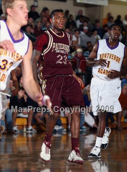Thumbnail 1 in Montverde Academy vs. Paterson Catholic (City of Palms Classic) photogallery.