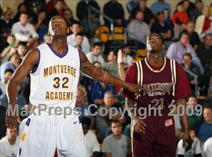 Thumbnail 1 in Montverde Academy vs. Paterson Catholic (City of Palms Classic) photogallery.
