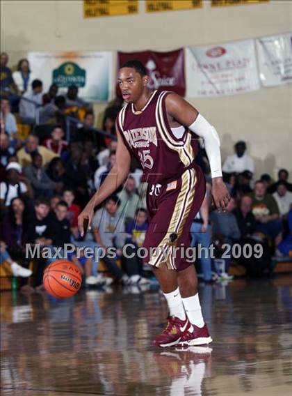 Thumbnail 3 in Montverde Academy vs. Paterson Catholic (City of Palms Classic) photogallery.
