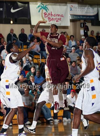 Thumbnail 2 in Montverde Academy vs. Paterson Catholic (City of Palms Classic) photogallery.