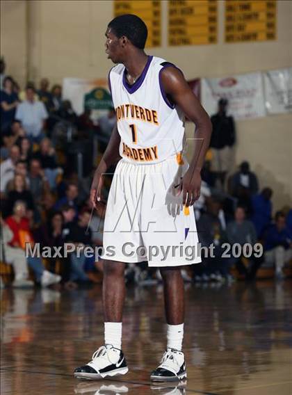 Thumbnail 3 in Montverde Academy vs. Paterson Catholic (City of Palms Classic) photogallery.