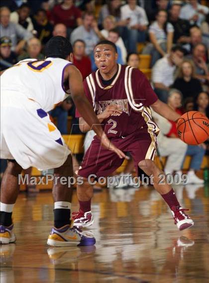 Thumbnail 2 in Montverde Academy vs. Paterson Catholic (City of Palms Classic) photogallery.