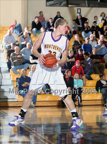 Thumbnail 1 in Montverde Academy vs. Paterson Catholic (City of Palms Classic) photogallery.