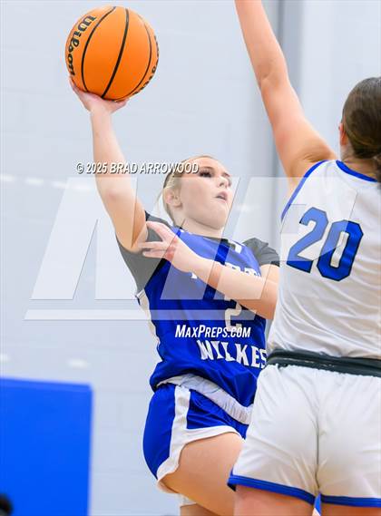 Thumbnail 1 in North Wilkes @ Community School of Davidson photogallery.