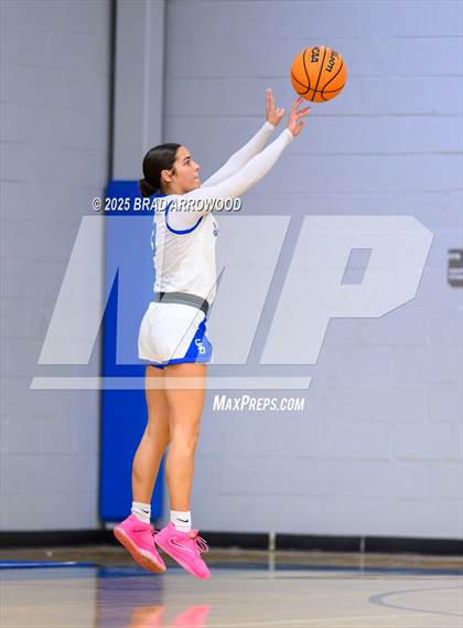 Thumbnail 2 in North Wilkes @ Community School of Davidson photogallery.