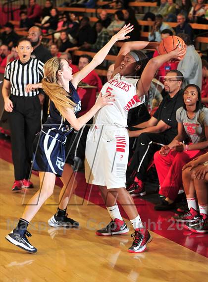 Thumbnail 1 in St. Mary's vs. Sierra Canyon (Nike Extravaganza) photogallery.