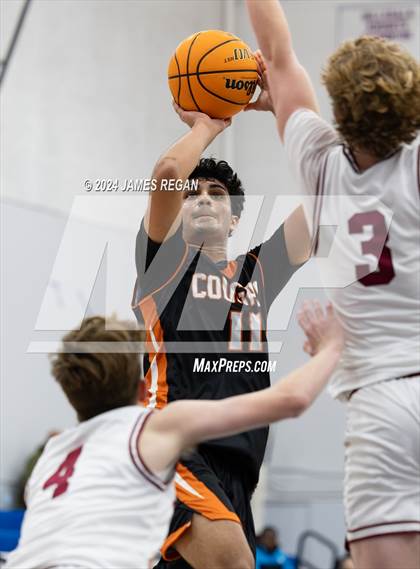Thumbnail 2 in Half Moon Bay vs. Sacred Heart Prep (Burlingame Lions Invitational) photogallery.
