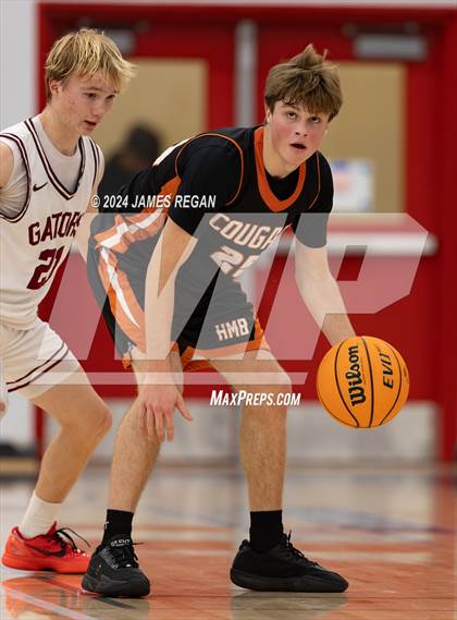 Thumbnail 1 in Half Moon Bay vs. Sacred Heart Prep (Burlingame Lions Invitational) photogallery.