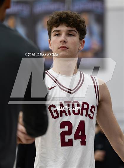 Thumbnail 3 in Half Moon Bay vs. Sacred Heart Prep (Burlingame Lions Invitational) photogallery.