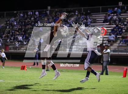 Thumbnail 1 in Hondo @ Uvalde photogallery.